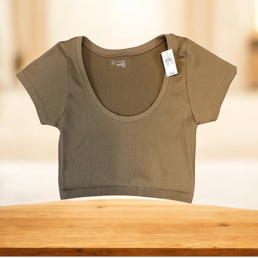 NWT OFFLINE by Aerie Ribbed Scoop Neck Cropped Tee Tan Size M $39.95 Real Good